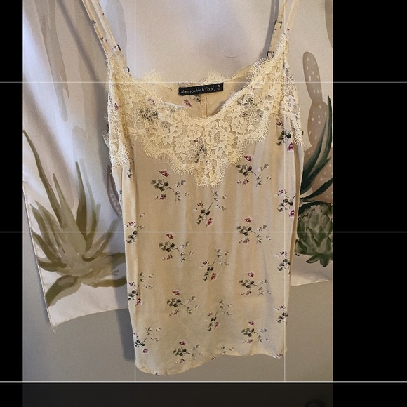 Abercrombie and Fitch top - Picture 1 of 2